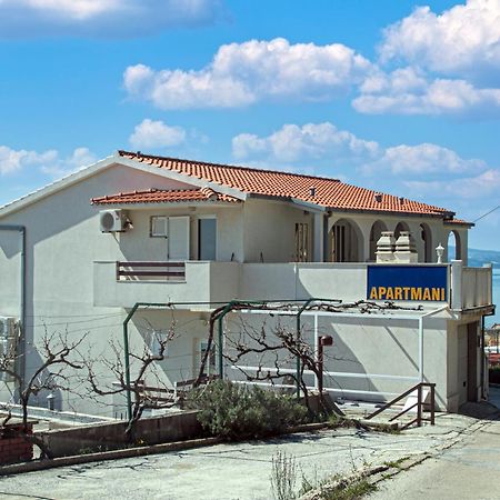 Apartments With A Parking Space Pisak, Omis - 5975 Екстер'єр фото