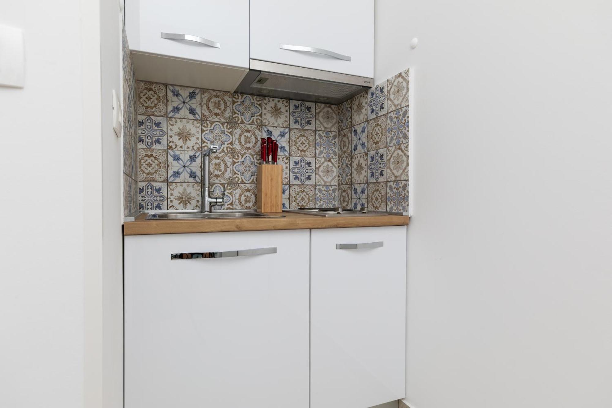 Apartments With A Parking Space Pisak, Omis - 5975 Екстер'єр фото