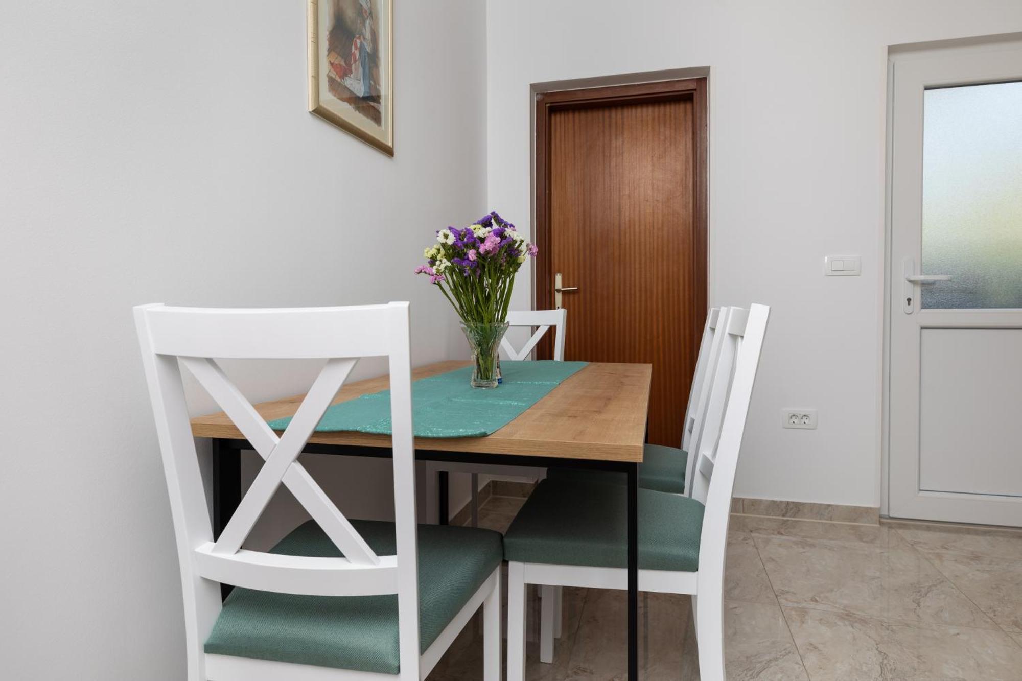 Apartments With A Parking Space Pisak, Omis - 5975 Екстер'єр фото